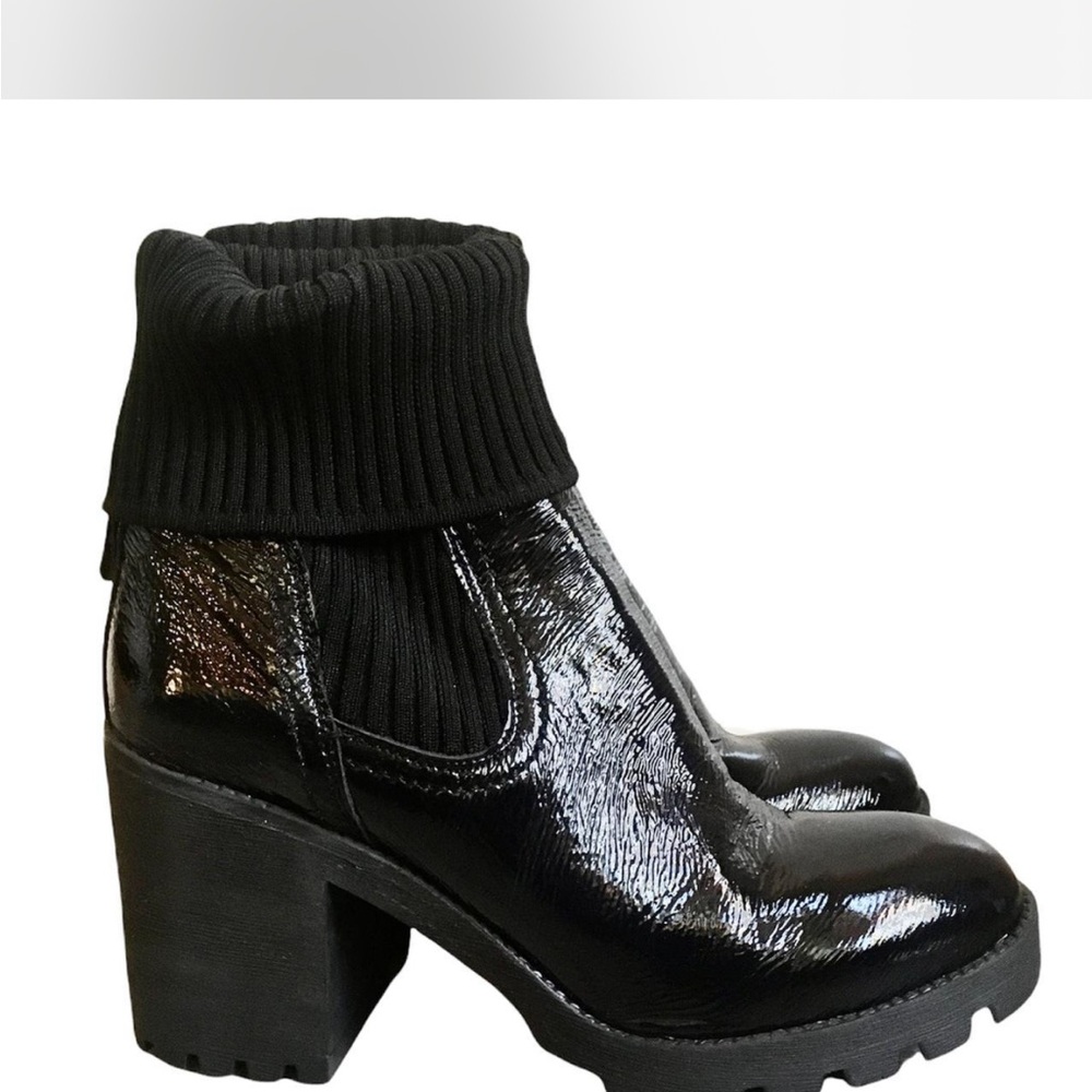 Barneys New York Black Heeled Boots with Chunky Sole
